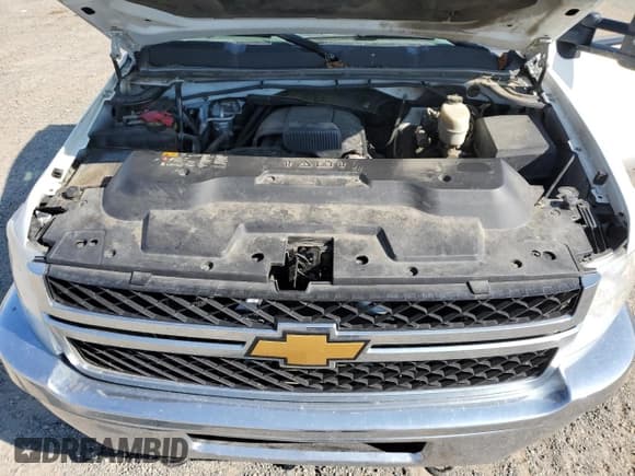 ✅ 2014 Chevrolet Silverado 2500HD Work Truck • VIN: 1GC0KVCG8EF117930 • Lot: 67060354. Wystawiony na Copart z przebiegiem 265 074 mil. Bezpłatny archiwum sprzedaży aukcyjnych z USA i szczegółowy raport historii pojazdu na DreamBid. Zdjęcie 11.