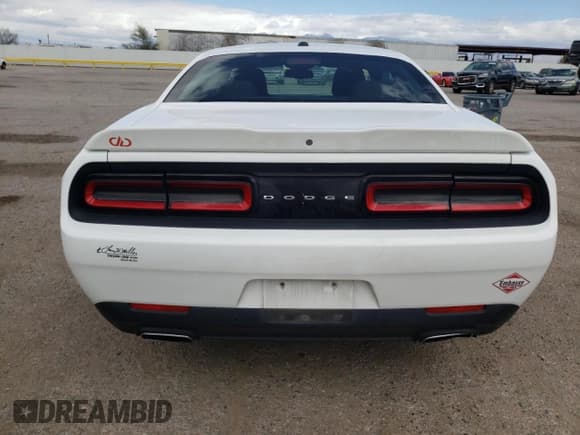 ✅ 2018 Dodge Challenger SXT Plus • VIN: 2C3CDZAG2JH172484 • Lot: 46334033. Wystawiony na Copart z przebiegiem 147 947 mil. Bezpłatny archiwum sprzedaży aukcyjnych z USA i szczegółowy raport historii pojazdu na DreamBid. Zdjęcie 6.