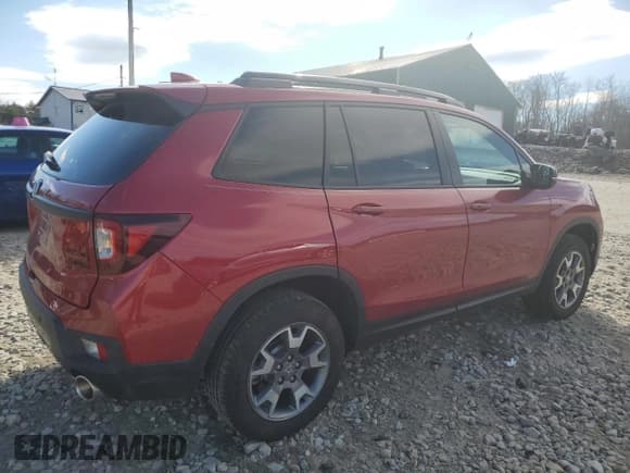 ✅ 2023 Honda Passport TrailSport • VIN: 5FNYF8H61PB029379 • Lot: 49202384. Wystawiony na Copart z przebiegiem 15 688 mil. Bezpłatny archiwum sprzedaży aukcyjnych z USA i szczegółowy raport historii pojazdu na DreamBid. Zdjęcie 3.
