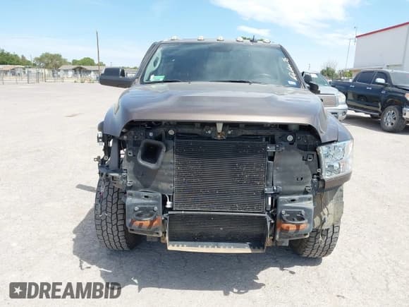 ✅ 2018 Ram 2500 Big Horn • VIN: 3C6UR5DL5JG348423 • Lot: 43012640. Wystawiony na IAAI z przebiegiem 50 090 mil. Bezpłatny archiwum sprzedaży aukcyjnych z USA i szczegółowy raport historii pojazdu na DreamBid. Zdjęcie 12.