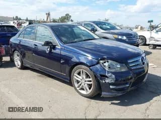 ✅ 2013 Mercedes-Benz C 250 Sport • VIN: WDDGF4HB0DR298700 • Lot: 43699934. Listed on IAAI with 122,621 mi. Free auction sales archive from the USA and detailed vehicle history report at DreamBid. Image 1.