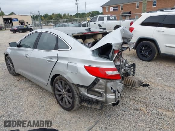 ✅ 2013 Hyundai Azera • VIN: KMHFH4JG9DA247602 • Лот: 43310653. Опубликован ранее на IAAI с пробегом 228 911 миль. Бесплатный доступ к архиву аукционных продаж из США и подробный отчёт об истории автомобиля на DreamBid. Изображение 3.