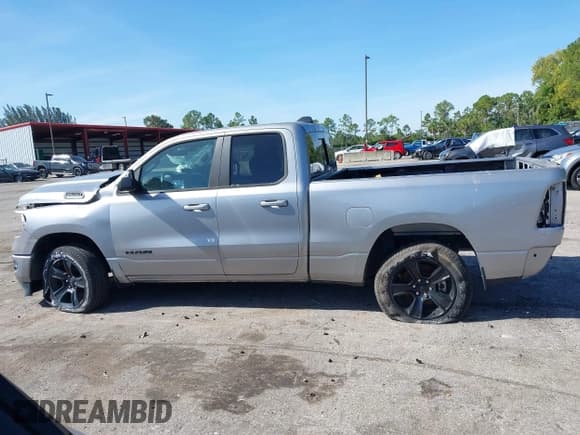✅ 2021 Ram 1500 Big Horn • VIN: 1C6RREBG3MN834462 • Lot: 43667076. Listed on IAAI with 10,417 mi. Free auction sales archive from the USA and detailed vehicle history report at DreamBid. Image 14.