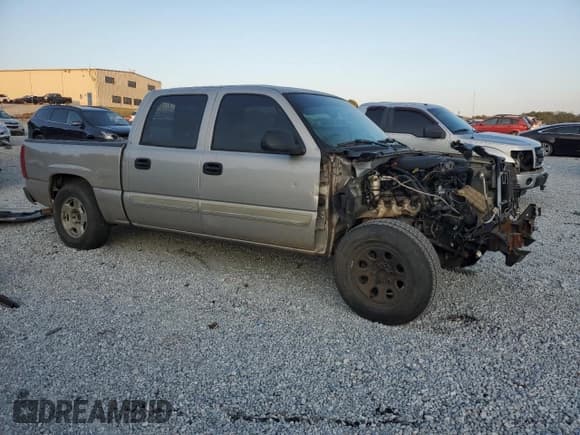 ✅ 2005 Chevrolet Silverado 1500 LS • VIN: 2GCEC13T251116577 • Лот: 77739404. Опубликован ранее на Copart с пробегом 214 491 миль. Бесплатный доступ к архиву аукционных продаж из США и подробный отчёт об истории автомобиля на DreamBid. Изображение 4.