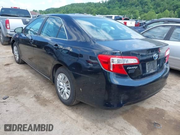 2012 Toyota Camry XLE with VIN 4T1BD1FK4CU035970, listed as a IAAI auction lot 42685356 with 170,567 mi miles and . Bid and sale history available at DreamBid. Image 3.