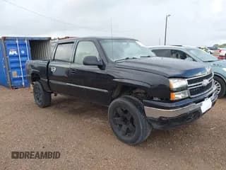 ✅ 2006 Chevrolet Silverado 1500 LS • VIN: 2GCEC13V161236454 • Lot: 43155124. Listed on IAAI with 196,037 mi. Free auction sales archive from the USA and detailed vehicle history report at DreamBid. Image 1.