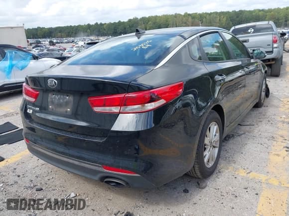 ✅ 2018 Kia Optima LX • VIN: 5XXGT4L32JG225622 • Lot: 43395216. Listed on IAAI with 166,916 mi. Free auction sales archive from the USA and detailed vehicle history report at DreamBid. Image 4.