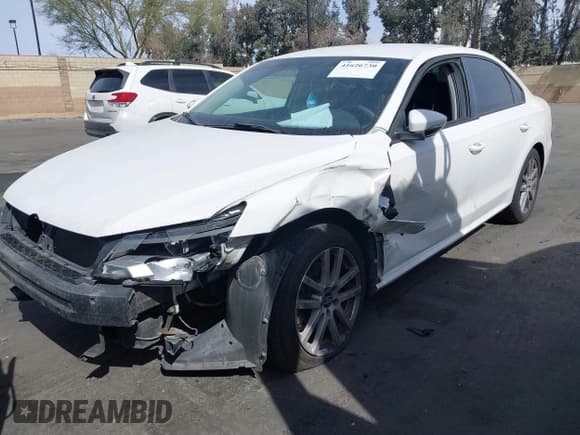 ✅ 2012 Volkswagen Passat S • VIN: 1VWAP7A39CC074793 • Lot: 41626730. Wystawiony na IAAI z przebiegiem 108 659 mil. Bezpłatny archiwum sprzedaży aukcyjnych z USA i szczegółowy raport historii pojazdu na DreamBid. Zdjęcie 6.