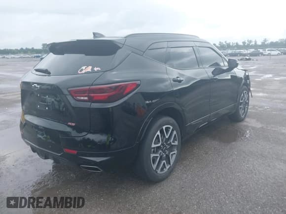 ✅ 2024 Chevrolet Blazer RS • VIN: 3GNKBERS3RS277937 • Lot: 42777897. Listed on IAAI with 37,721 mi. Free auction sales archive from the USA and detailed vehicle history report at DreamBid. Image 4.