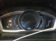 ✅ 2015 Volvo V60 T5 Drive-E Premier • VIN: YV140MEB2F1199519 • Lot: 78299213. Listed on Copart with 224,627 mi. Free auction sales archive from the USA and detailed vehicle history report at DreamBid. Image 9.