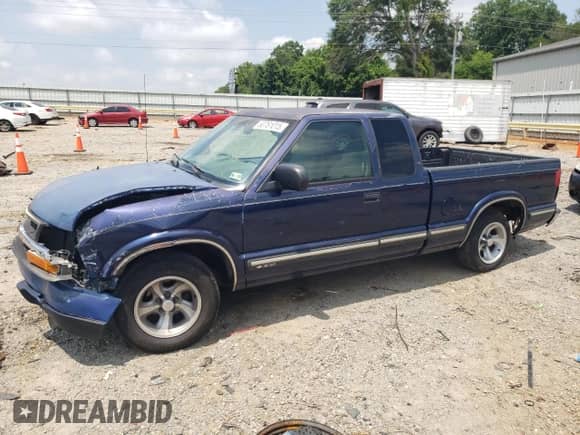 1999 Chevrolet S-10 LS Xtreme с VIN 1GCCS1949X8106588, выставлен на аукционе Copart как лот 63761015 с пробегом 205 281 миль миль и Списание • Salvage title. История ставок и продаж доступна на DreamBid. Изображение 1.
