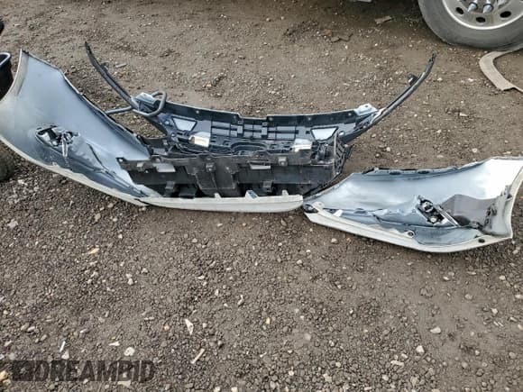 ✅ 2022 Honda Accord Sport • VIN: 1HGCV1F30NA060076 • Lot: 93924045. Wystawiony na Copart z przebiegiem Nie podano. Bezpłatny archiwum sprzedaży aukcyjnych z USA i szczegółowy raport historii pojazdu na DreamBid. Zdjęcie 12.