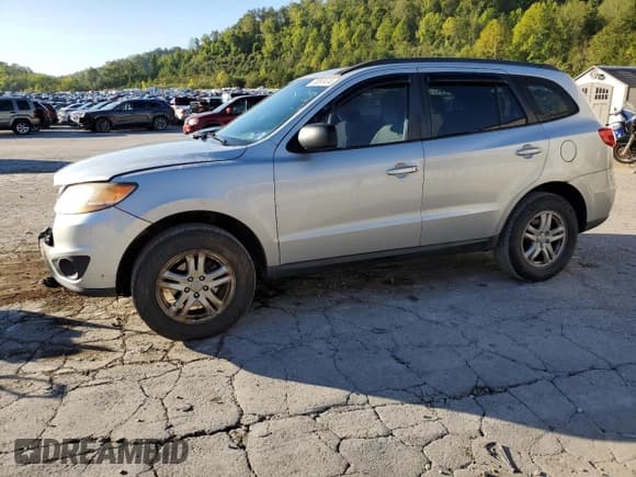 ✅ 2010 Hyundai Santa Fe GLS • VIN: 5NMSGDAB4AH346114 • Lot: 70397474. Listed on Copart with 177,510 mi. Free auction sales archive from the USA and detailed vehicle history report at DreamBid. Image 1.