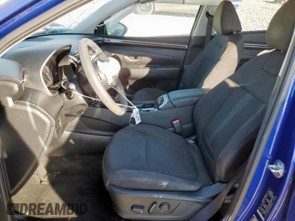 2024 Hyundai Tucson SEL z VIN 5NMJBCDE4RH345261, wystawiony jako Copart lot #86189255 z przebiegiem 30 958 mil mil oraz Szkoda całkowita • Salvage title. Historia ofert i sprzedaży dostępna na DreamBid. Obrazek 7.