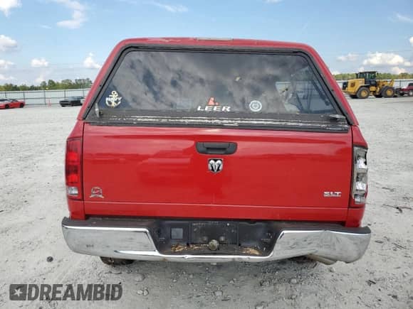 2005 Dodge 1500 SLT z VIN 1D7HA18NX5S154237, wystawiony jako Copart lot #73997244 z przebiegiem 65 680 mil mil oraz Szkoda całkowita • Salvage title. Historia ofert i sprzedaży dostępna na DreamBid. Obrazek 6.
