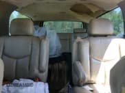 ✅ 2003 Chevrolet Suburban Z71 • VIN: 3GNFK16Z83G275378 • Лот: 54401975. Опубликован ранее на Copart с пробегом Не указан. Бесплатный доступ к архиву аукционных продаж из США и подробный отчёт об истории автомобиля на DreamBid. Изображение 10.