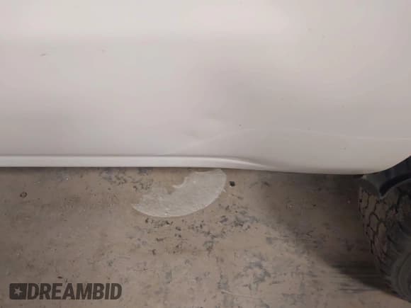 ✅ 2017 Chevrolet Silverado 2500HD Work Truck • VIN: 1GC2CUEG1HZ304992 • Lot: 42116602. Wystawiony na IAAI z przebiegiem 261 765 mil. Bezpłatny archiwum sprzedaży aukcyjnych z USA i szczegółowy raport historii pojazdu na DreamBid. Zdjęcie 6.