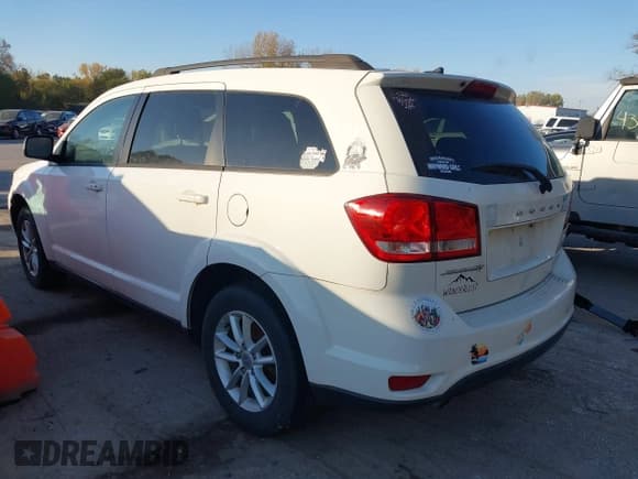 ✅ 2016 Dodge Journey SXT • VIN: 3C4PDCBG9GT185449 • Lot: 43614135. Wystawiony na IAAI z przebiegiem 143 782 mil. Bezpłatny archiwum sprzedaży aukcyjnych z USA i szczegółowy raport historii pojazdu na DreamBid. Zdjęcie 3.