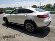 ✅ 2017 Mercedes-Benz GLC 300 • VIN: WDC0J4KB3HF194898 • Lot: 59907785. Wystawiony na Copart z przebiegiem 128 373 mil. Bezpłatny archiwum sprzedaży aukcyjnych z USA i szczegółowy raport historii pojazdu na DreamBid. Zdjęcie 2.