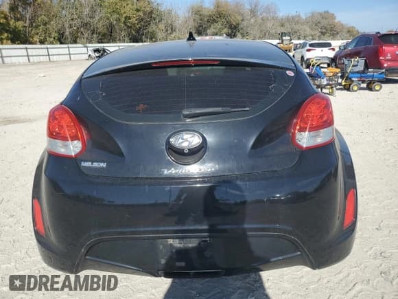 ✅ 2016 Hyundai Veloster • VIN: KMHTC6AD9GU299916 • Лот: 91739625. Опубликован ранее на Copart с пробегом 100 164 миль. Бесплатный доступ к архиву аукционных продаж из США и подробный отчёт об истории автомобиля на DreamBid. Изображение 6.