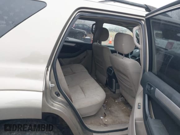 ✅ 2006 Toyota 4Runner SR5 • VIN: JTEBU14R068061673 • Лот: 43797112. Опубликован ранее на IAAI с пробегом 231 060 миль. Бесплатный доступ к архиву аукционных продаж из США и подробный отчёт об истории автомобиля на DreamBid. Изображение 8.