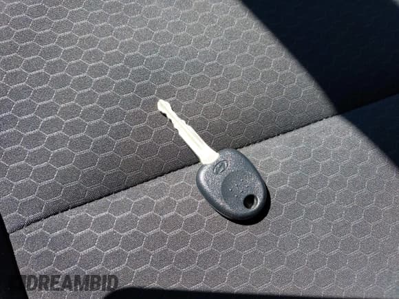 ✅ 2019 Hyundai Elantra SEL • VIN: 5NPD84LF6KH472226 • Lot: 42603796. Listed on IAAI with 70,229 mi. Free auction sales archive from the USA and detailed vehicle history report at DreamBid. Image 11.