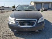 ✅ 2012 Chrysler 200 Touring • VIN: 1C3CCBBB9CN148979 • Lot: 64874595. Wystawiony na Copart z przebiegiem 112 893 mil. Bezpłatny archiwum sprzedaży aukcyjnych z USA i szczegółowy raport historii pojazdu na DreamBid. Zdjęcie 5.