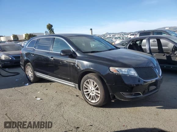 ✅ 2014 Lincoln MKT • VIN: 2LMHJ5NK7EBL55146 • Лот: 88329225. Опубликован ранее на Copart с пробегом 201 308 миль. Бесплатный доступ к архиву аукционных продаж из США и подробный отчёт об истории автомобиля на DreamBid. Изображение 4.