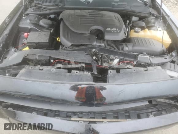 ✅ 2018 Dodge Challenger SXT Plus • VIN: 2C3CDZAG4JH161521 • Lot: 66109184. Wystawiony na Copart z przebiegiem 77 665 mil. Bezpłatny archiwum sprzedaży aukcyjnych z USA i szczegółowy raport historii pojazdu na DreamBid. Zdjęcie 11.