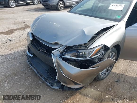 ✅ 2019 Lexus ES 350 • VIN: 58ABZ1B18KU012360 • Лот: 43454779. Опубликован ранее на IAAI с пробегом 33 421 миль. Бесплатный доступ к архиву аукционных продаж из США и подробный отчёт об истории автомобиля на DreamBid. Изображение 6.