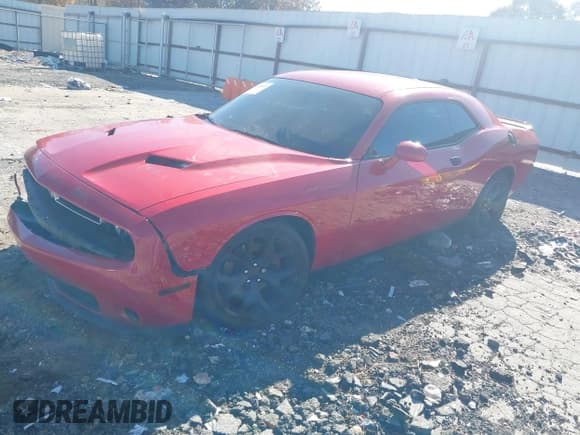 ✅ 2015 Dodge Challenger SXT • VIN: 2C3CDZAG4FH804814 • Lot: 43648893. Listed on IAAI with 156,260 mi. Free auction sales archive from the USA and detailed vehicle history report at DreamBid. Image 23.