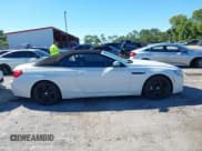 ✅ 2015 BMW 6 Series 640i xDrive • VIN: WBAYP5C58FD873304 • Lot: 43580802. Wystawiony na IAAI z przebiegiem 81 915 mil. Bezpłatny archiwum sprzedaży aukcyjnych z USA i szczegółowy raport historii pojazdu na DreamBid. Zdjęcie 13.