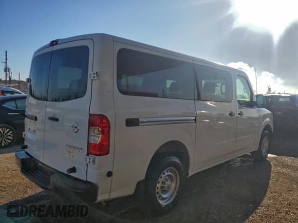 ✅ 2016 Nissan NV S • VIN: 5BZBF0AA8GN853211 • Lot: 91742225. Listed on Copart with 24,379 mi. Free auction sales archive from the USA and detailed vehicle history report at DreamBid. Image 3.