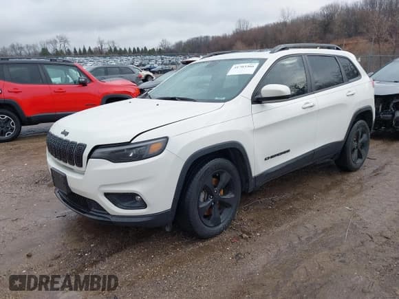 ✅ 2019 Jeep Cherokee Latitude Plus • VIN: 1C4PJMLX9KD476903 • Лот: 41703366. Опубликован ранее на IAAI с пробегом 74 884 миль. Бесплатный доступ к архиву аукционных продаж из США и подробный отчёт об истории автомобиля на DreamBid. Изображение 17.