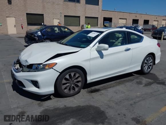 ✅ 2014 Honda Accord EX-L • VIN: 1HGCT1B86EA014310 • Lot: 43008472. Listed on IAAI with 126,630 mi. Free auction sales archive from the USA and detailed vehicle history report at DreamBid. Image 2.