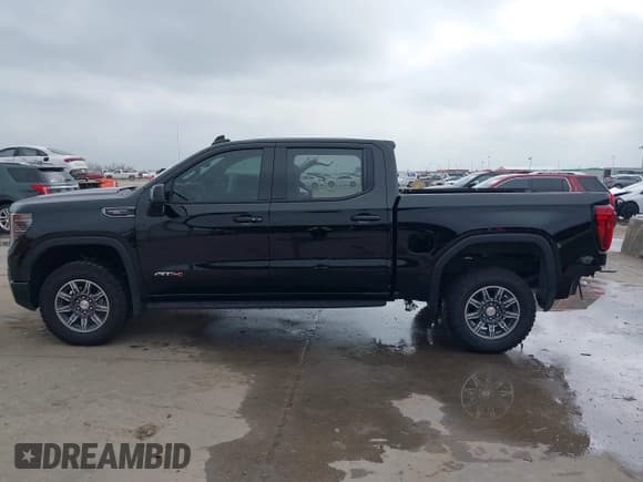 ✅ 2024 GMC Sierra 1500 AT4 • VIN: 1GTUUEEL6RZ346729 • Лот: 41465284. Опубликован ранее на IAAI с пробегом 4 701 миль. Бесплатный доступ к архиву аукционных продаж из США и подробный отчёт об истории автомобиля на DreamBid. Изображение 15.