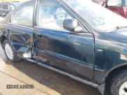 ✅ 1996 Honda Accord EX • VIN: 1HGCD5652TA035110 • Lot: 39903190. Wystawiony na IAAI z przebiegiem 233 825 mil. Bezpłatny archiwum sprzedaży aukcyjnych z USA i szczegółowy raport historii pojazdu na DreamBid. Zdjęcie 6.