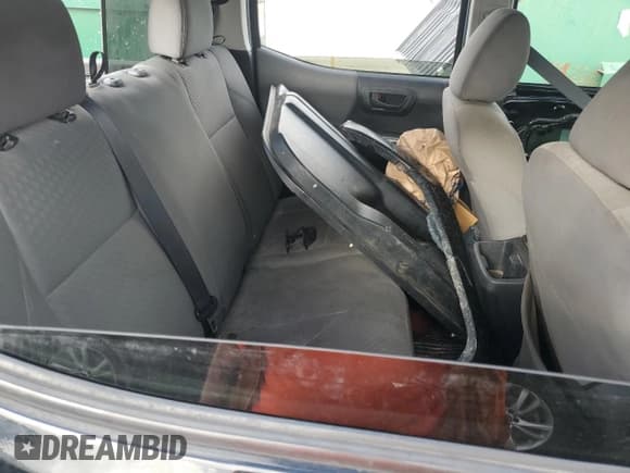 ✅ 2021 Toyota Tacoma TRD Off Road • VIN: 5TFAZ5CN0MX100093 • Lot: 85472585. Wystawiony na Copart z przebiegiem Nie podano. Bezpłatny archiwum sprzedaży aukcyjnych z USA i szczegółowy raport historii pojazdu na DreamBid. Zdjęcie 10.