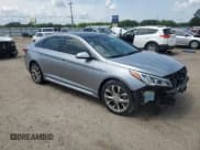 ✅ 2015 Hyundai Sonata Sport • VIN: 5NPE34AB8FH137591 • Lot: 55794115. Wystawiony na Copart z przebiegiem 107 843 mil. Bezpłatny archiwum sprzedaży aukcyjnych z USA i szczegółowy raport historii pojazdu na DreamBid. Zdjęcie 4.