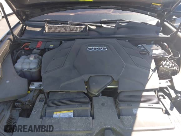 ✅ 2022 Audi Q8 Premium Plus • VIN: WA1EVBF1XND026277 • Lot: 43521591. Listed on IAAI with 31,804 mi. Free auction sales archive from the USA and detailed vehicle history report at DreamBid. Image 10.