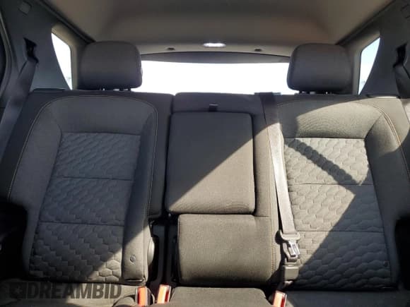 ✅ 2019 Chevrolet Equinox LT • VIN: 3GNAXKEV7KL165332 • Lot: 81763205. Listed on Copart with 116,831 mi. Free auction sales archive from the USA and detailed vehicle history report at DreamBid. Image 10.