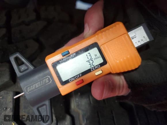 ✅ 2017 Ford F-250 Lariat • VIN: 1FT7W2BT0HEB48762 • Lot: 42631332. Listed on IAAI with 293,602 mi. Free auction sales archive from the USA and detailed vehicle history report at DreamBid. Image 1.