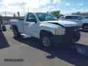 2009 Chevrolet Silverado 1500 Work Truck z VIN 1GCEC14X99Z146237, wystawiony jako IAAI lot #42499184 z przebiegiem 174 843 mil mil oraz . Historia ofert i sprzedaży dostępna na DreamBid. Obrazek 1.