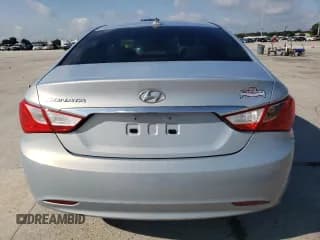 ✅ 2013 Hyundai Sonata GLS • VIN: 5NPEB4AC4DH605728 • Lot: 71547984. Listed on Copart with 136,689 mi. Free auction sales archive from the USA and detailed vehicle history report at DreamBid. Image 6.