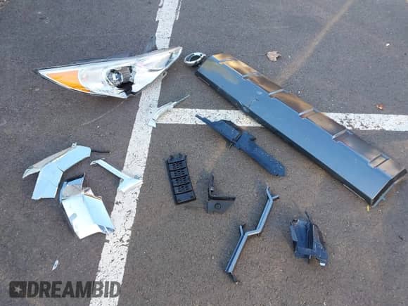 2014 Hyundai Sonata GLS z VIN 5NPEB4AC6EH870815, wystawiony jako IAAI lot #43372639 z przebiegiem 66 060 mil mil oraz . Historia ofert i sprzedaży dostępna na DreamBid. Obrazek 12.