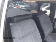 ✅ 1986 Nissan 720 • VIN: JN6ND06S6GW109456 • Lot: 42944828. Wystawiony na IAAI z przebiegiem 137 049 mil. Bezpłatny archiwum sprzedaży aukcyjnych z USA i szczegółowy raport historii pojazdu na DreamBid. Zdjęcie 8.