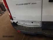 ✅ 2017 Ford Transit XL • VIN: 1FBZX2YM7HKA63901 • Lot: 42086462. Wystawiony na IAAI z przebiegiem 143 989 mil. Bezpłatny archiwum sprzedaży aukcyjnych z USA i szczegółowy raport historii pojazdu na DreamBid. Zdjęcie 6.