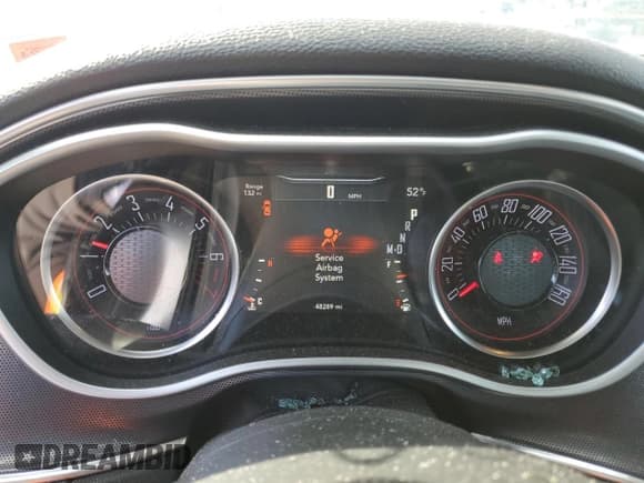 ✅ 2018 Dodge Challenger GT • VIN: 2C3CDZGG7JH322841 • Lot: 44887634. Wystawiony na Copart z przebiegiem 48 289 mil. Bezpłatny archiwum sprzedaży aukcyjnych z USA i szczegółowy raport historii pojazdu na DreamBid. Zdjęcie 9.