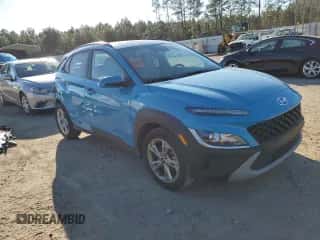 2022 Hyundai Kona SEL с VIN KM8K32AB3NU769860, выставлен на аукционе Copart как лот 38027333 с пробегом 17 550 миль миль и . История ставок и продаж доступна на DreamBid. Изображение 4.