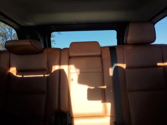 ✅ 2012 Jeep Grand Cherokee Overland • VIN: 1C4RJFCG3CC345994 • Lot: 86448425. Listed on Copart with 126,138 mi. Free auction sales archive from the USA and detailed vehicle history report at DreamBid. Image 10.